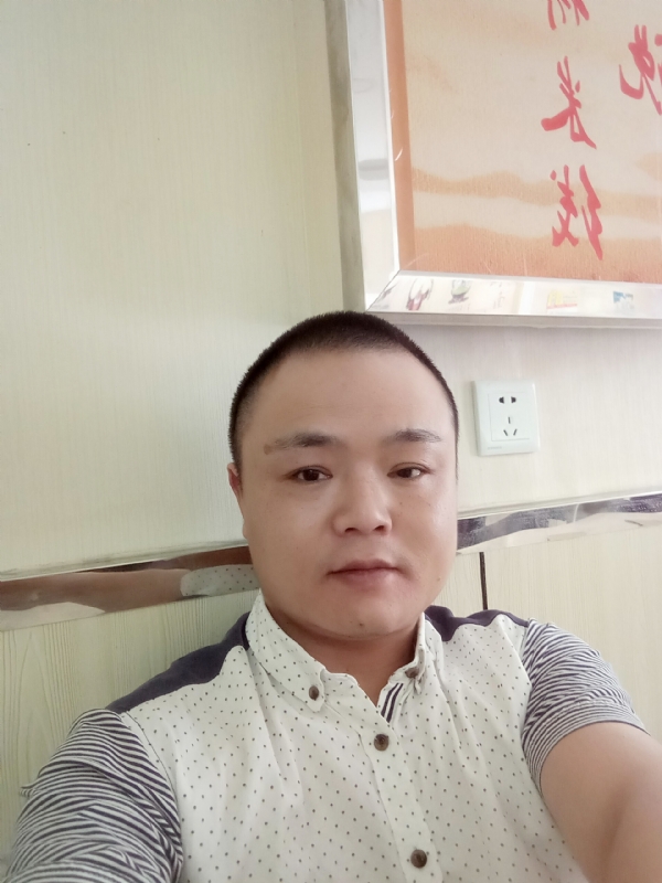 风云淡的第一张照片--湖北中老年相亲网