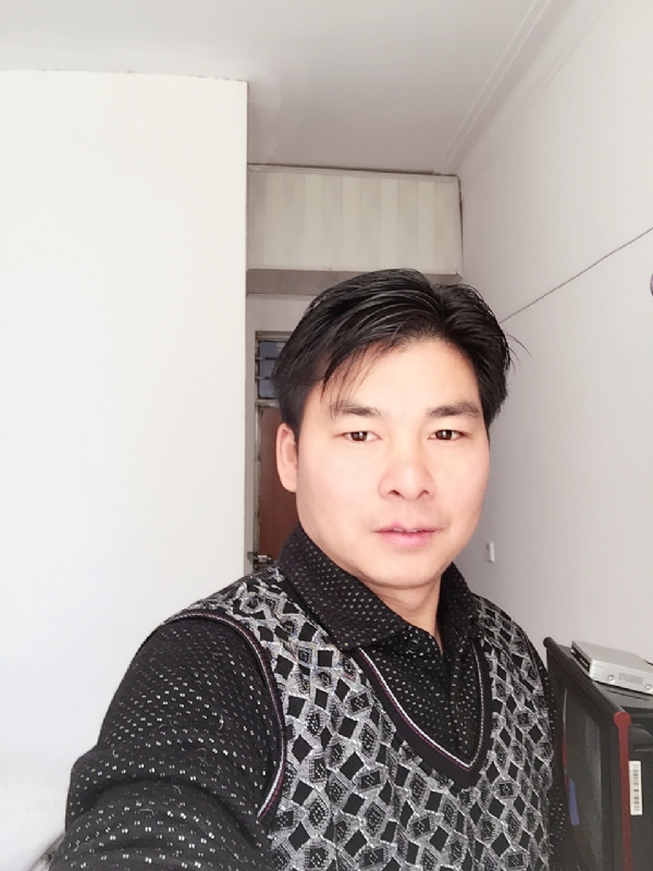 清风的第一张照片--湖北中老年相亲网