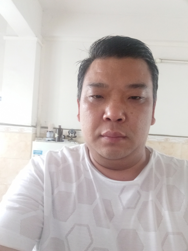 帅帅的第一张照片--湖北中老年相亲网