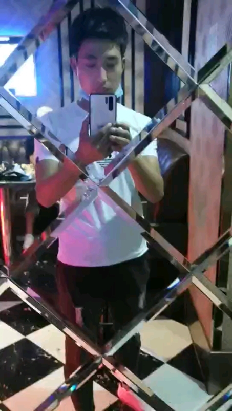 暖心的第一张照片--湖北中老年相亲网