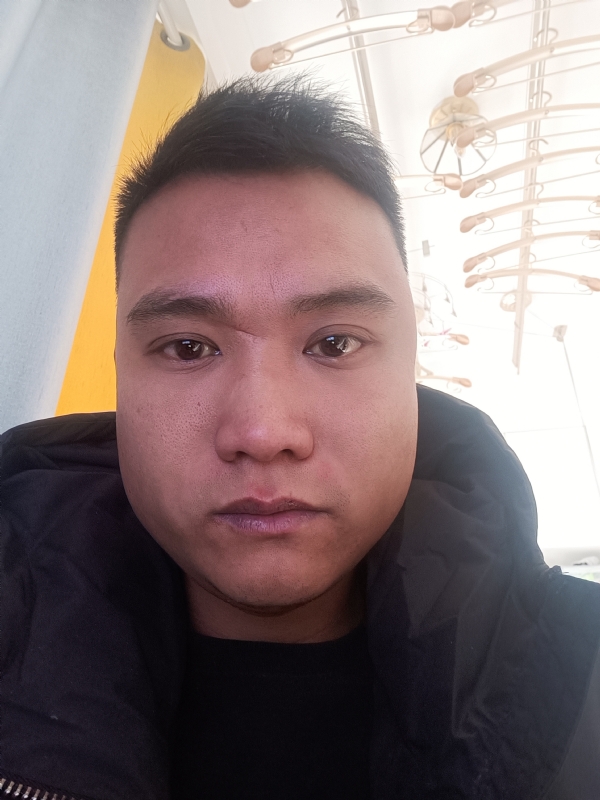 帅的每天被人砍的第一张照片--湖北中老年相亲网