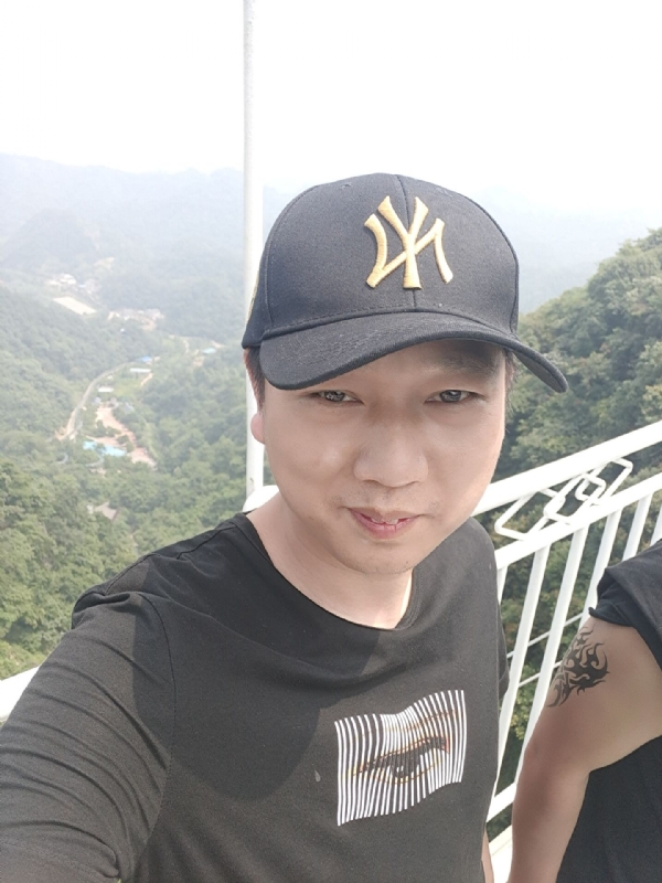 angle。的第一张照片--湖北中老年相亲网