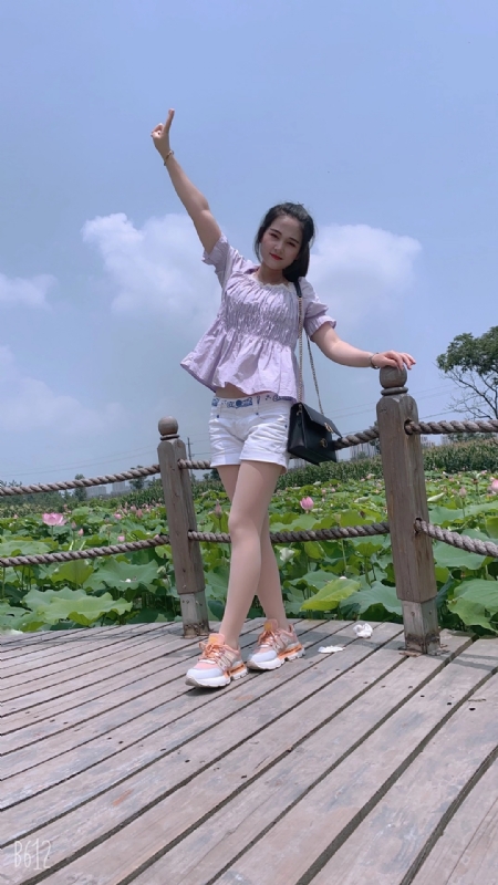 秋水伊人的第一张照片--湖北中老年相亲网
