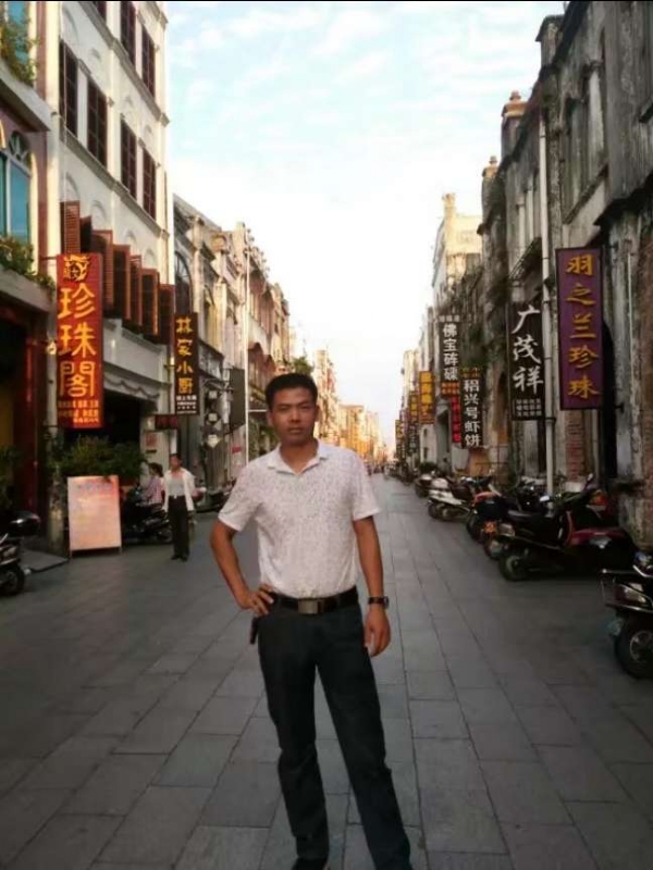 爱生活爱健康的第一张照片--湖北中老年相亲网