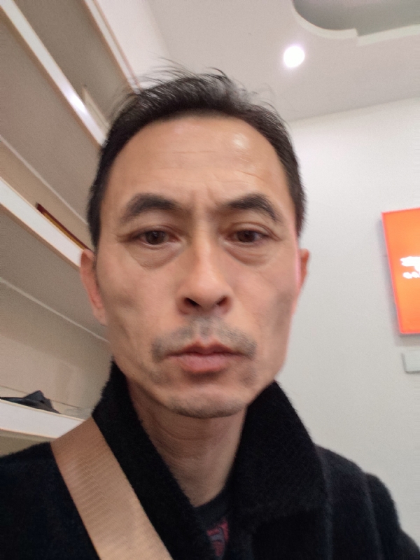 清晨阳光的第一张照片--湖北中老年相亲网