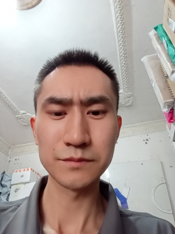 西门吹雪的第一张照片--湖北中老年相亲网