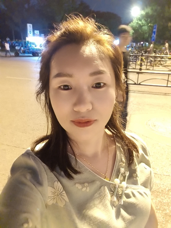 最美的期待的第一张照片--湖北中老年相亲网